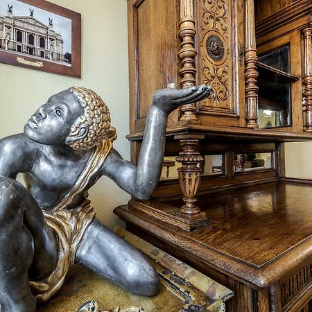 George Apartment リヴィウ エクステリア 写真