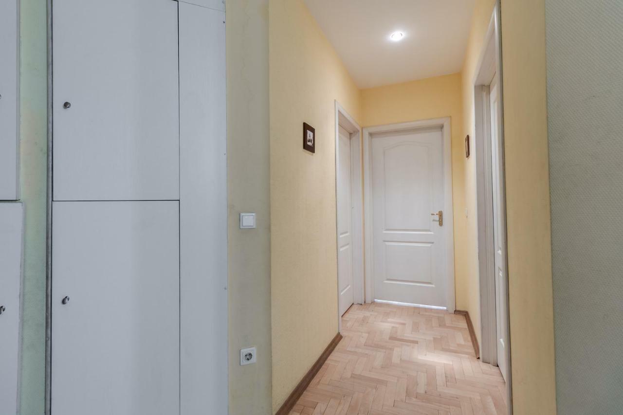 George Apartment リヴィウ エクステリア 写真