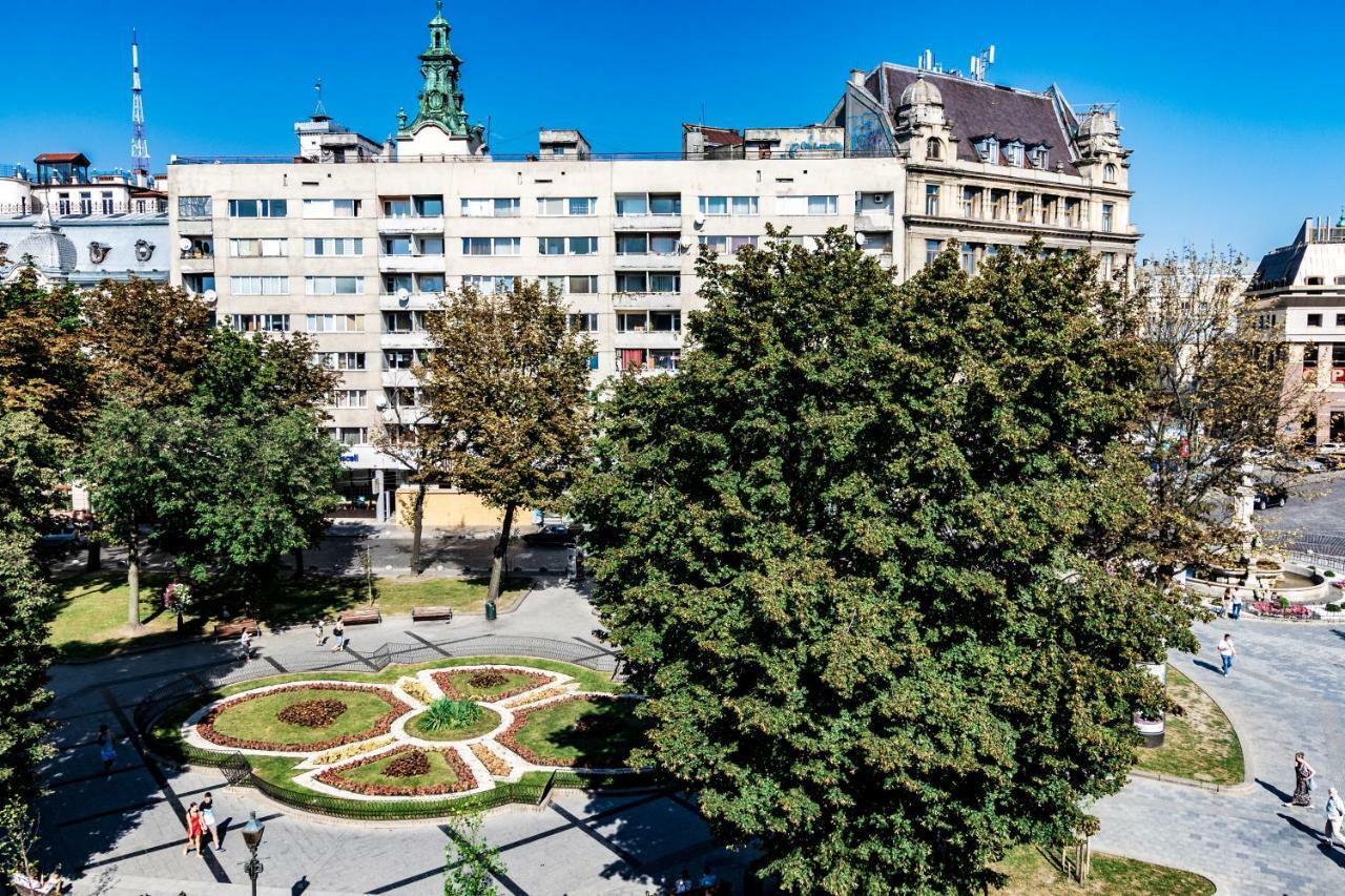 George Apartment リヴィウ エクステリア 写真