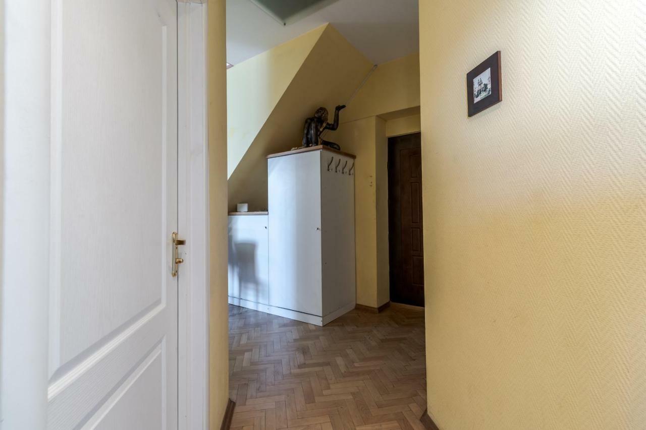 George Apartment リヴィウ エクステリア 写真